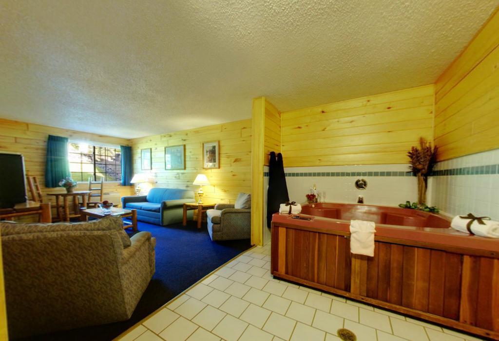 Americas Best Value Inn - Duluth Spirit Mountain Inn Exterior photo