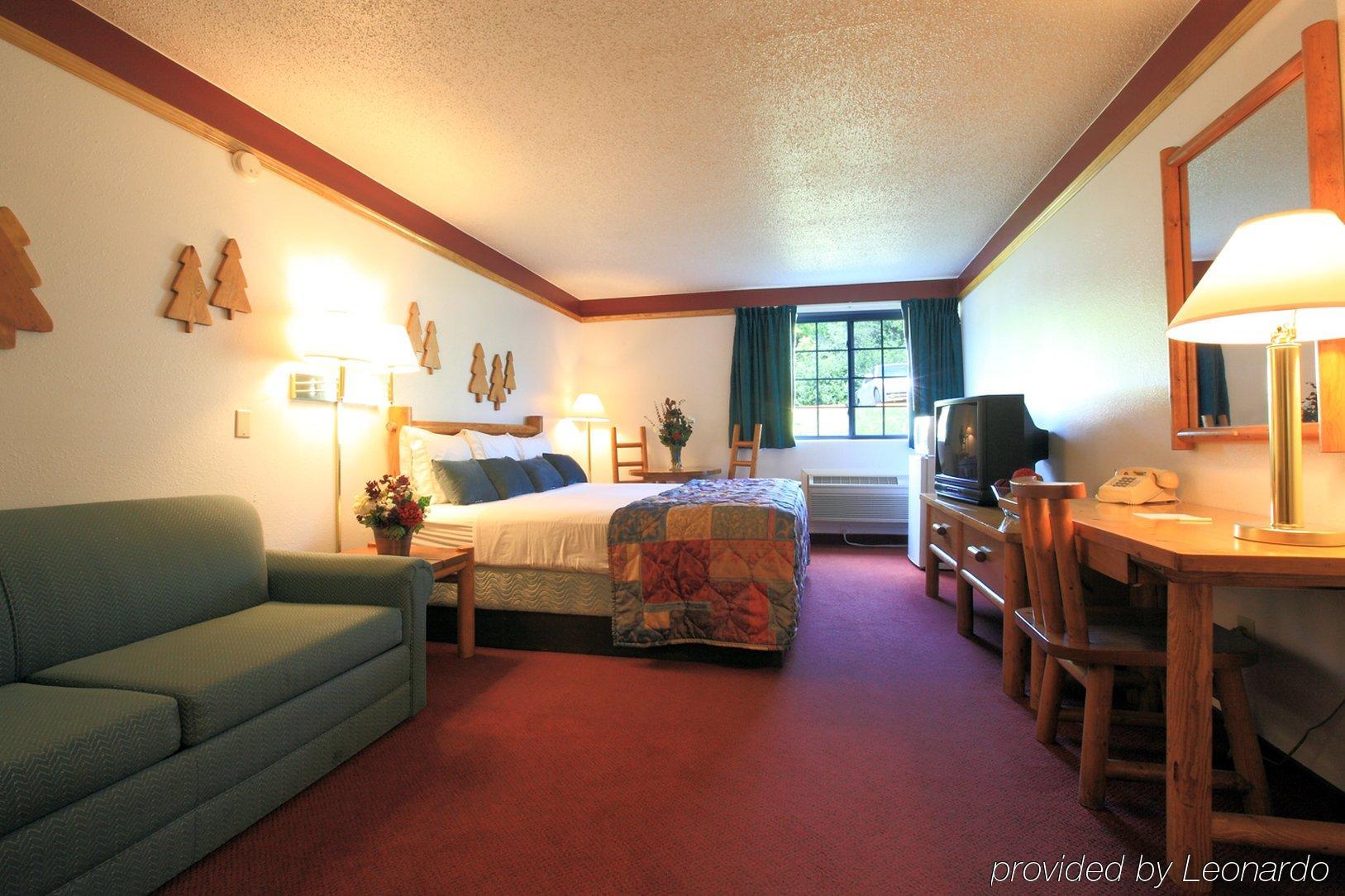 Americas Best Value Inn - Duluth Spirit Mountain Inn Room photo
